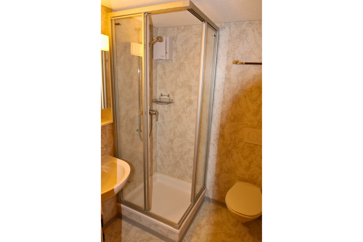 familienzimmer hotel waldrand isenfluh (4)