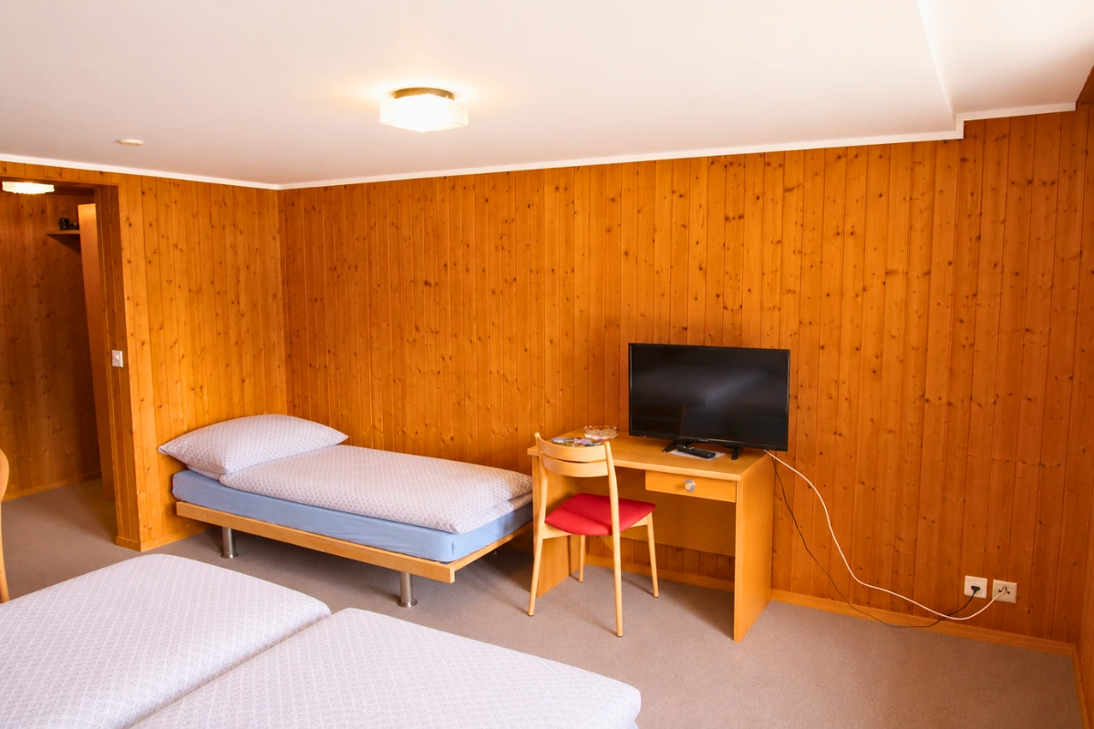 Triple Room (1)